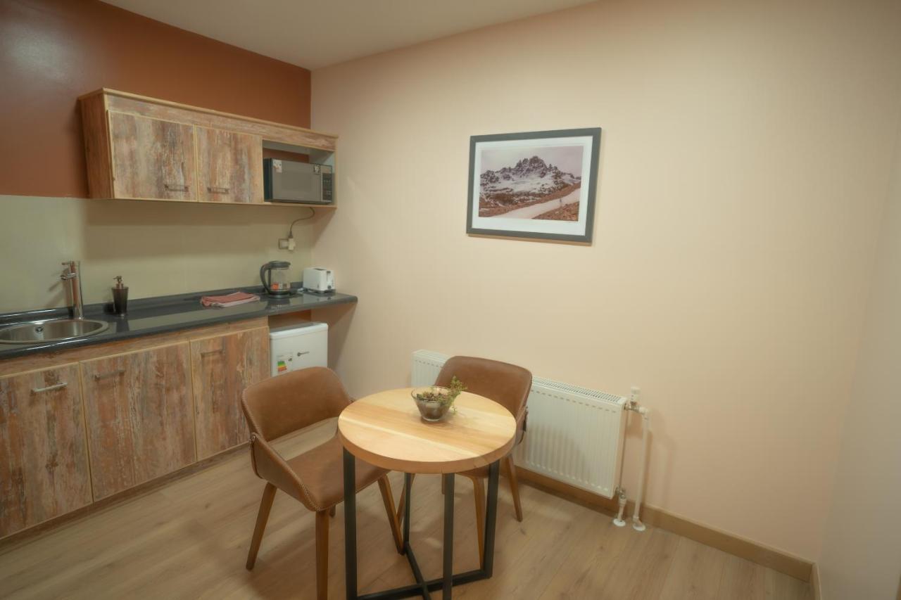 Calafate Apart Hotel Coyhaique Buitenkant foto
